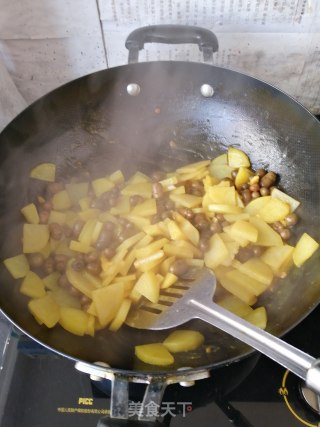 咖喱土豆山药蛋的做法步骤：4