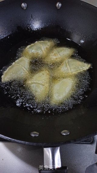 炸菜饺的做法步骤：12