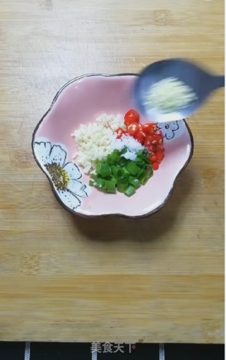 年夜饭----白灼大虾的做法步骤：5