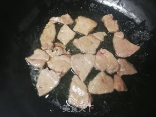 冬笋木耳炒肉片的做法步骤：8
