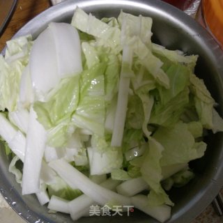 红烧肉炖白菜豆腐的做法步骤：2