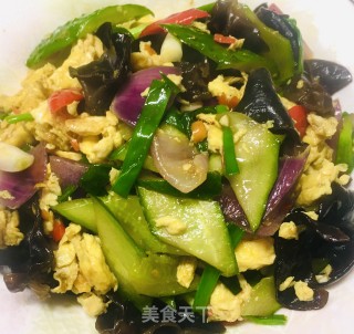 素菜炒鸡蛋的做法步骤：3