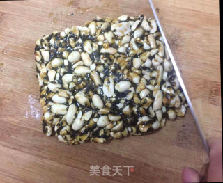 过年必备—花生芝麻糖，童年味道，营养健康，酥脆可口的做法步骤：8
