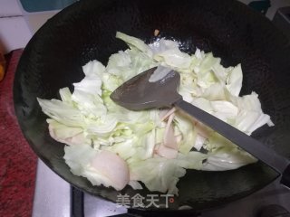 鱼豆腐炒包菜的做法步骤：5
