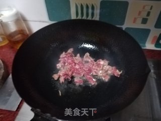 牛肉炒三蔬的做法步骤：3