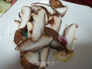 肉丸香菇面的做法步骤：1