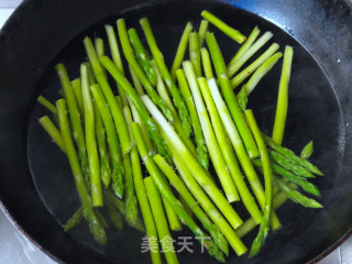 凉拌百合花的做法步骤：4