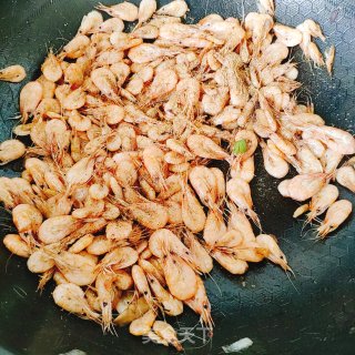 孜然干煸虾的做法步骤：4
