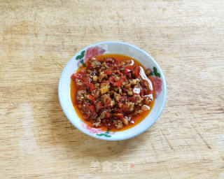 肉末辣酱炒香干的做法步骤：1