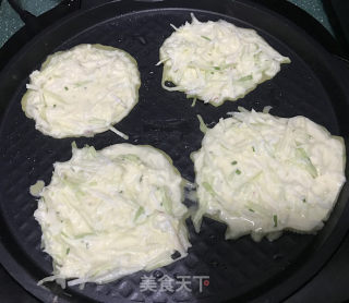 萝卜丝杂粮饼的做法步骤：8