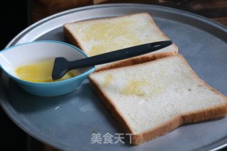 香蕉土司片的做法步骤：2