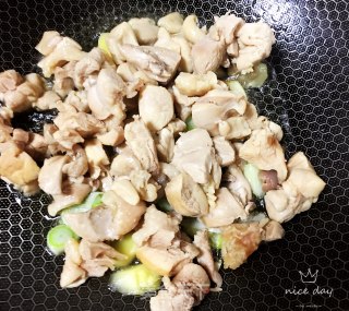 黑椒土豆鸡肉的做法步骤：7
