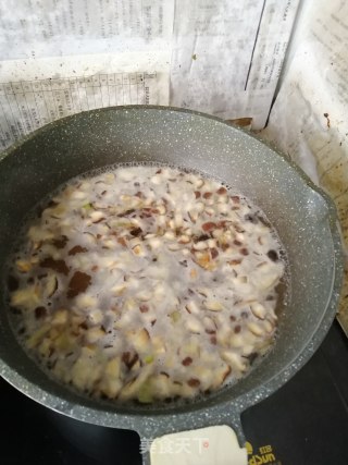 香菇鸡蛋汤面的做法步骤：5