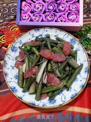 腊肠炒紫色菜心的做法步骤：9