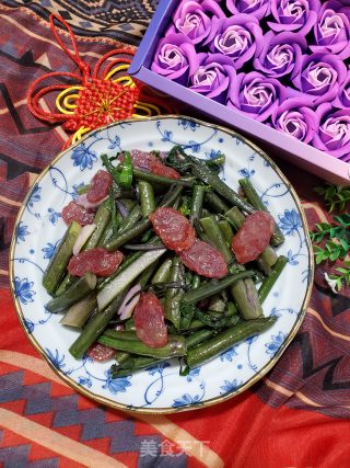 腊肠炒紫色菜心的做法步骤：10