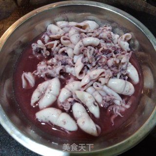 荷兰豆荞头炒小鱿的做法步骤：6