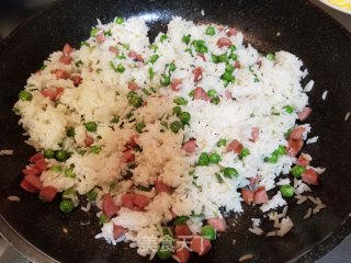 香肠蛋炒饭的做法步骤：6