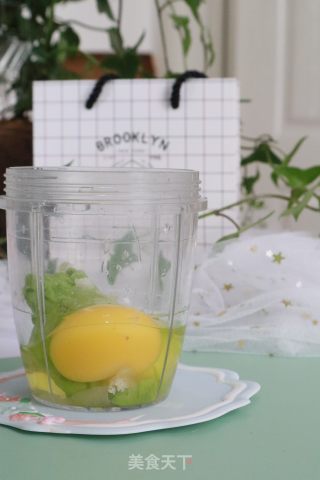 【牛油果松饼】10月龄+婴儿宝宝辅食的做法步骤：2