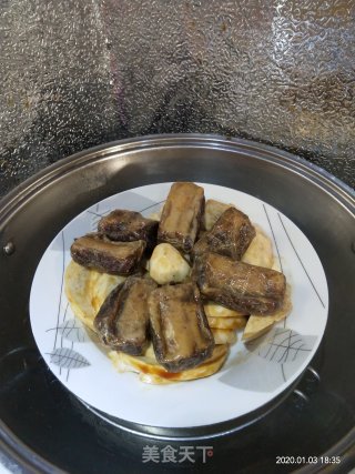 腊排骨蒸香芋的做法步骤：3