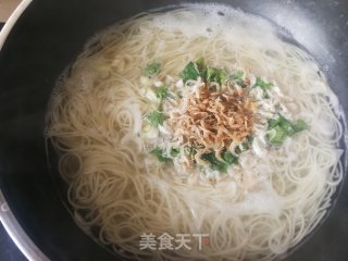 虾皮酸汤面的做法步骤：7