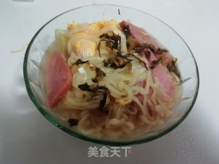 鸡蛋香肠煮面的做法步骤：11