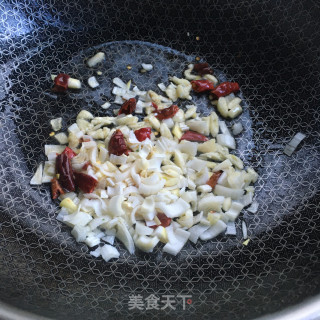 爆炒油麦菜的做法步骤：4
