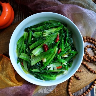 爆炒油麦菜的做法步骤：7