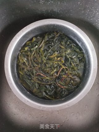 凉拌海带丝的做法步骤：1