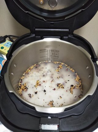 十二谷杂粮米饭的做法步骤：3