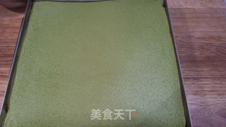 抹茶草莓蛋糕卷的做法步骤：14