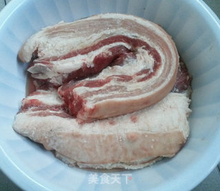 水煮咸肉的做法步骤：1