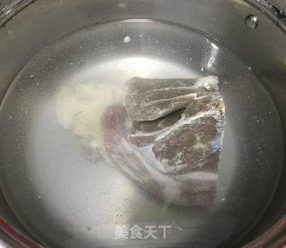 水煮咸肉的做法步骤：3