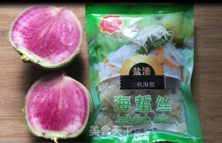 萝卜丝拌海蜇的做法步骤：1