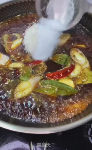年夜饭----红烧肘子的做法步骤：8