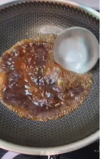 年夜饭----红烧肘子的做法步骤：11