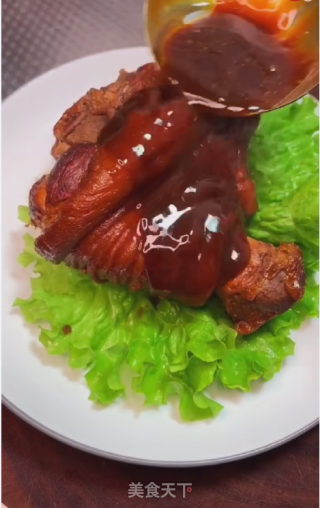 年夜饭----红烧肘子的做法步骤：12