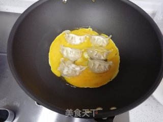 鸡蛋抱饺子的做法步骤：5