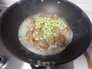 毛豆烧肉丸的做法步骤：6