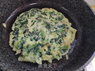 菠菜鸡蛋饼的做法步骤：8