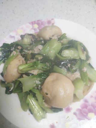 青菜炒油面筋的做法步骤：5