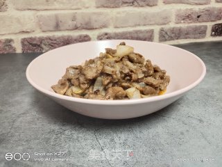 豆瓣洋葱炒牛肉的做法步骤：7