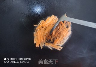 韭黄胡萝卜炒茶干的做法步骤：3