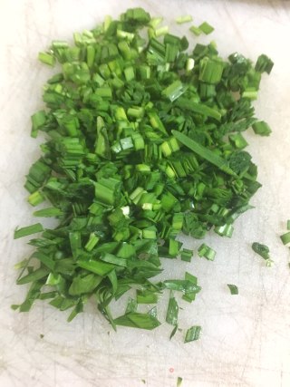 “ 花样面食 ”韭菜盒子的做法步骤：2