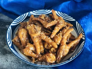 红烧鸡爪的做法步骤：7