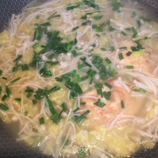金针菇时蔬蛋饺汤的做法步骤：6