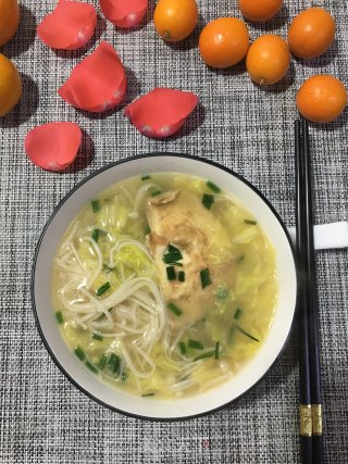 金针菇时蔬蛋饺汤的做法步骤：8
