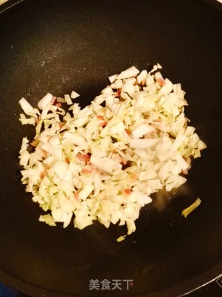 火腿卷心菜疙瘩汤的做法步骤：6