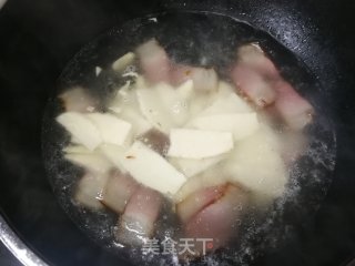 冬笋炒腊肉的做法步骤：7