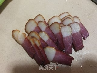 茴香球炒腊肉的做法步骤：4