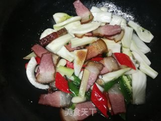 茴香球炒腊肉的做法步骤：10